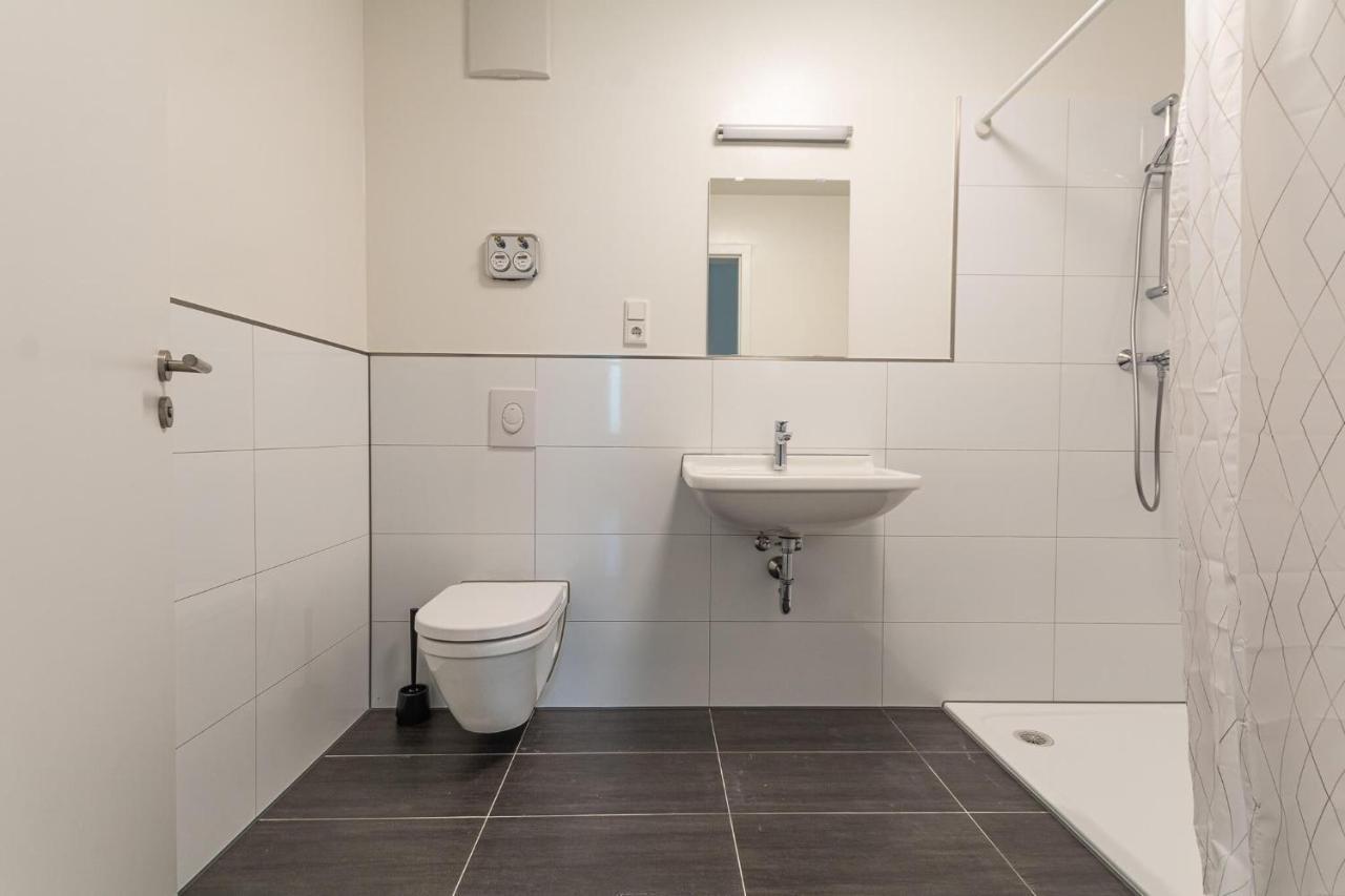 Apartment T&k - - 3 Comfortable - 18 Min To Fair Messe Cologne Bergisch Gladbach